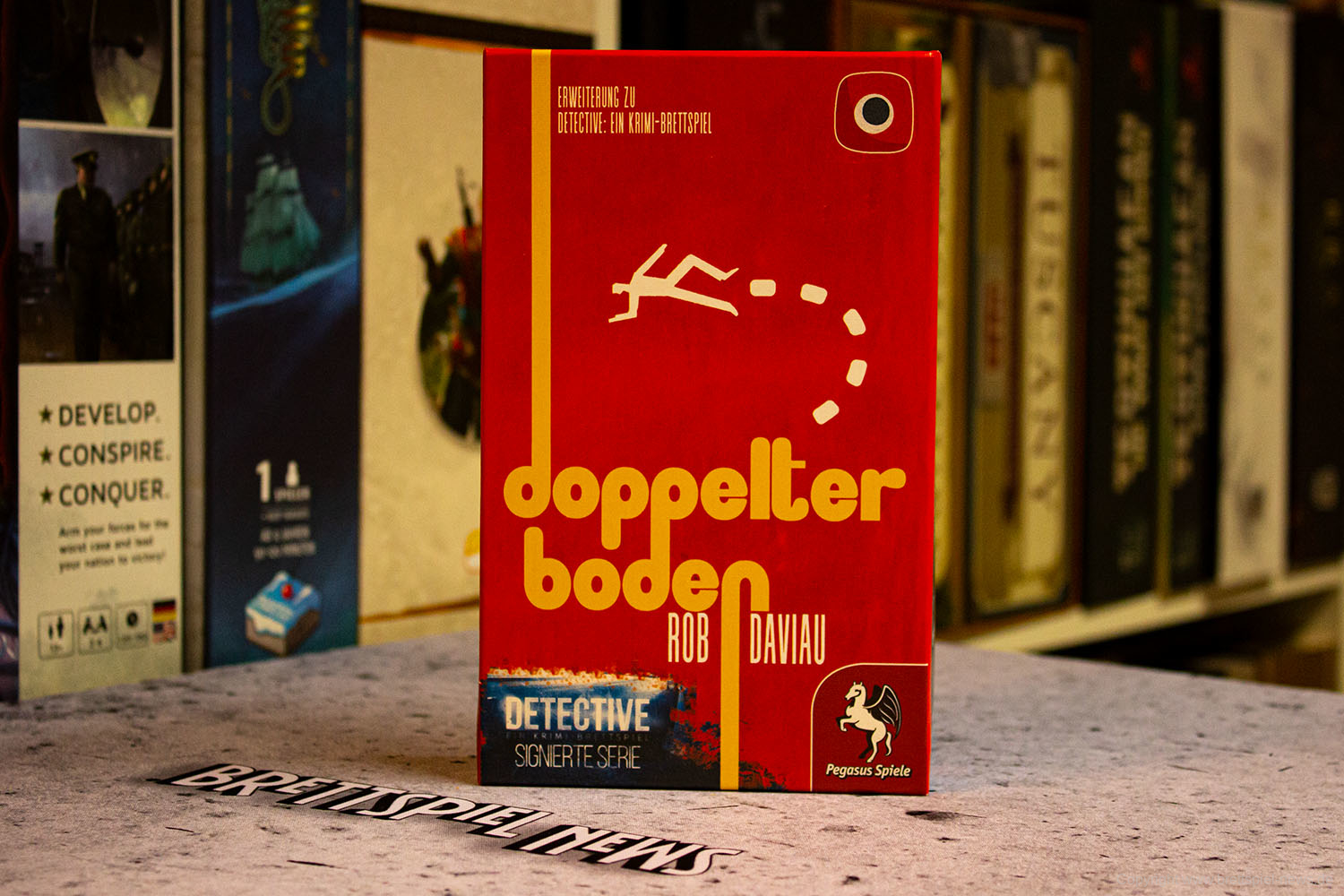 TEST // DETECTIVE - DOPPELTER BODEN