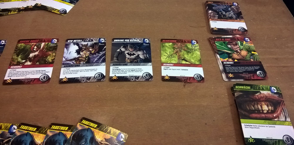 DC Superhelden - Deckbuilding vom Kosmos Verlag, Rezension, Test, Angespielt