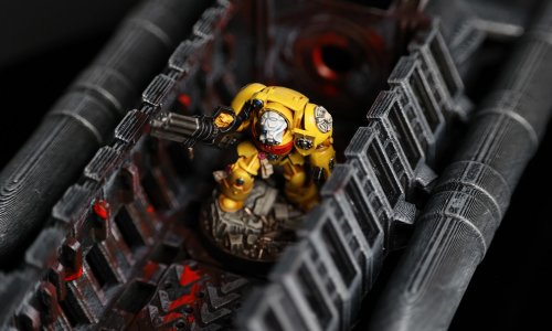 Innovatives 3D-Terrain für Warhammer 40K (etc.) mit Beleuchtung und Dampf 
