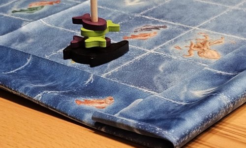Maldivia - Fische fangen und Wellen falten